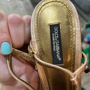 Dolce and Gabbana Gold Pumps